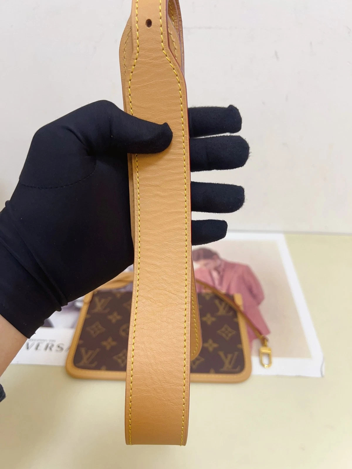Louis Vuitton Carryall Monogram Brown Gold Shoulder Bag Crossbody Excellent