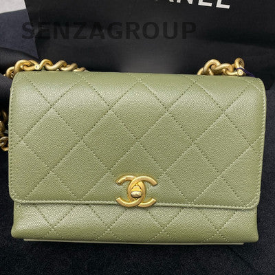 Chanel Quilted Chain Shoulder Crossbody Bag Green Gold Women's Classic