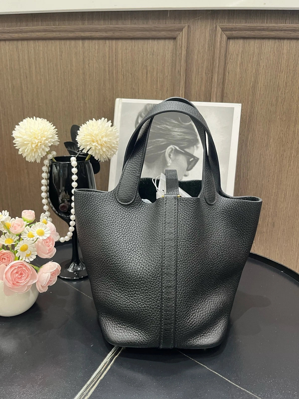 Hermes Black Leather Picotin18 Gold Hardware Bucket Bag For Women