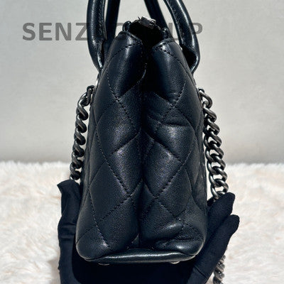 Chanel Classic Flap Bag Black Silver Lambskin Small Quilted Chain Shoulder Bag
