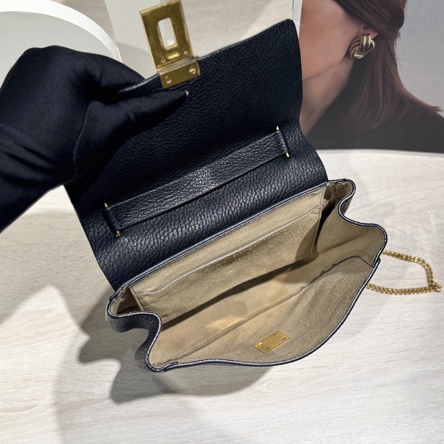 Chloe Black Leather Piglet Crossbody Bag For Women
