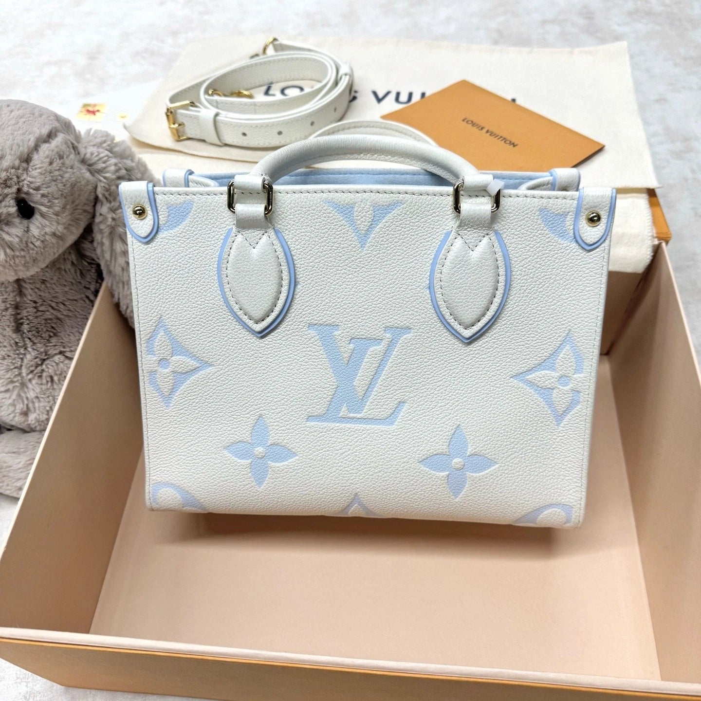 Louis Vuitton OnTheGo PM Canvas Tote Bag Excellent