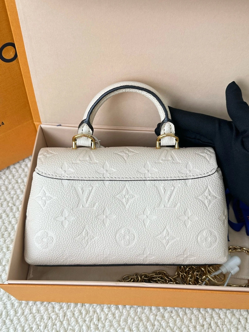 Louis Vuitton White Madeleine Nano Crossbody Bag For Women