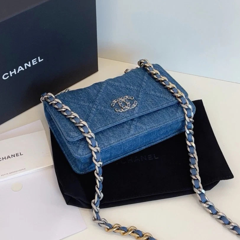 Chanel 19Bag Denim Chain Top Handle Crossbody Blue Gold Used Women Classic