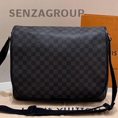 Louis Vuitton Damier Graphite Men's Laptop Crossbody Bag Black Classic