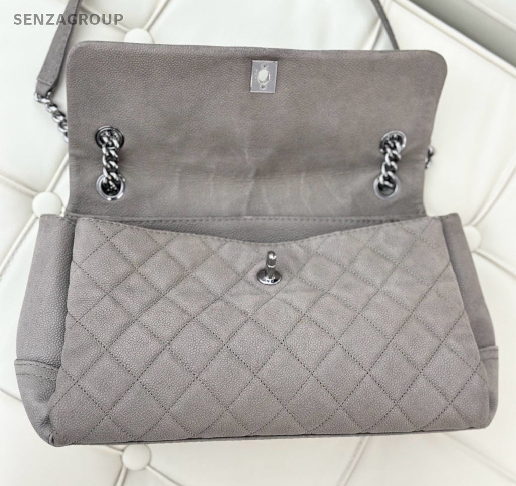 Chanel Diamond Calfskin Chain Shoulder Bag Gray Silver Used Women Classic