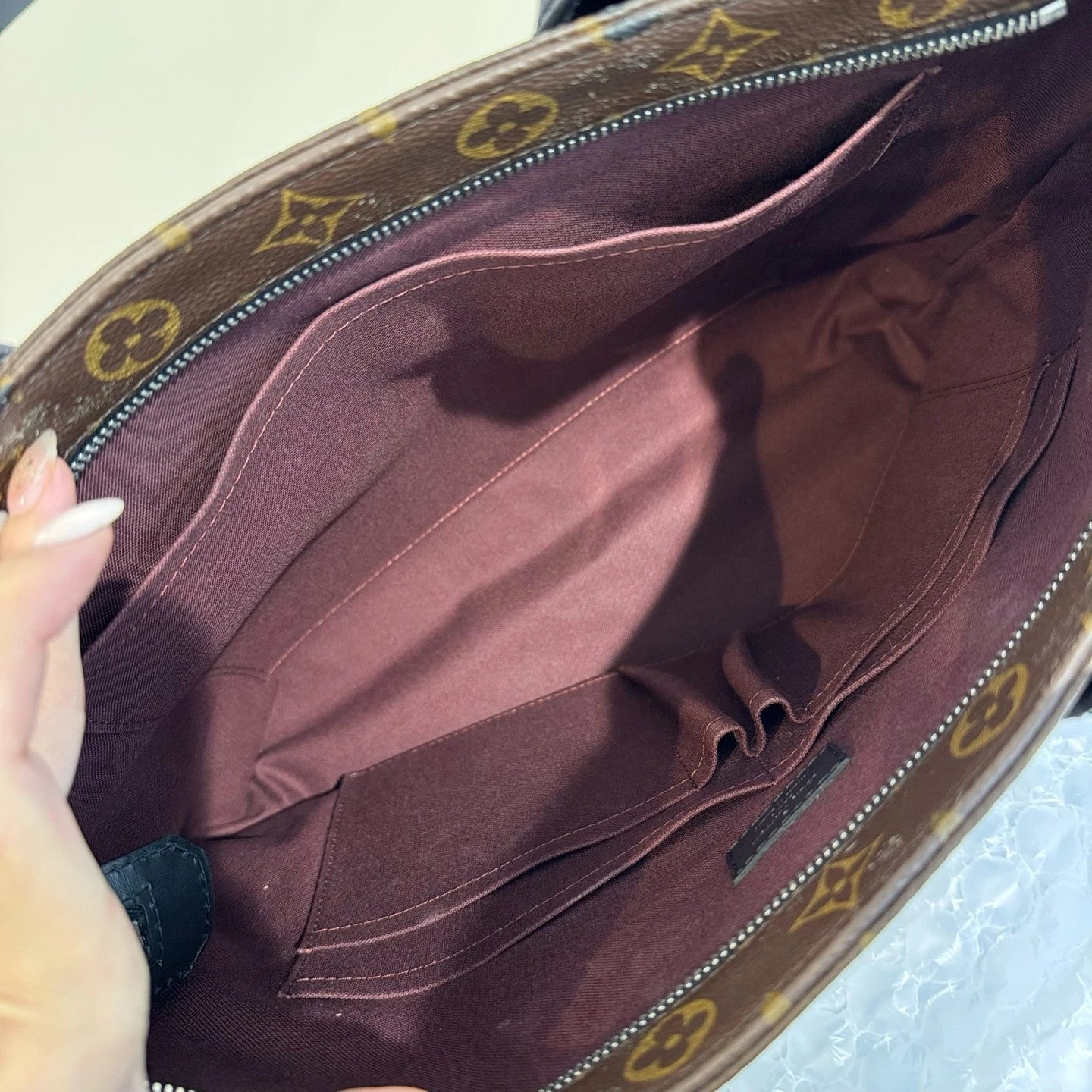 Louis Vuitton Monogram Brown Briefcase Handbag Crossbody Bag For Unisex
