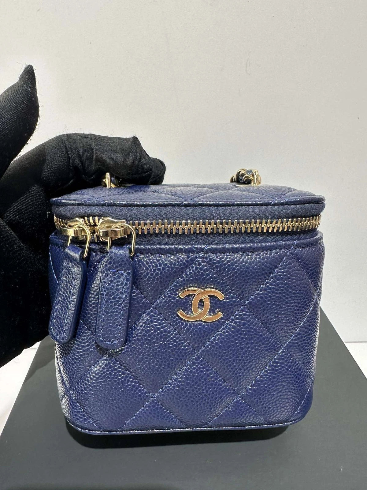 CHANEL Navy Chain Shoulder Crossbody Bag For Women