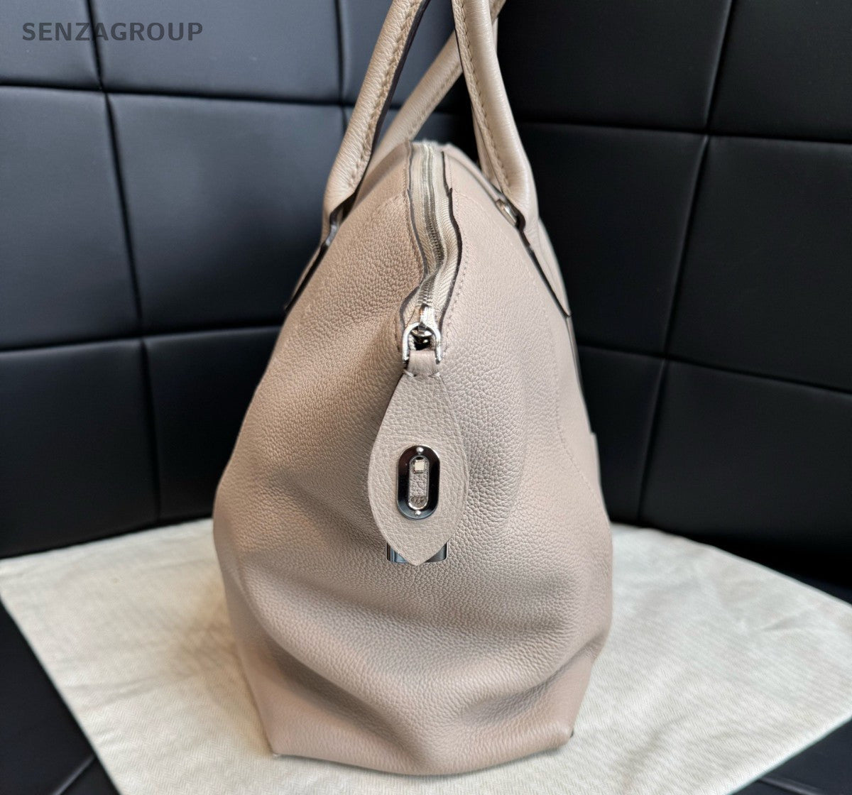 Louis Vuitton Lockit 2Way Top Handle Bag Shoulder Bag Gray Silver Women Classic