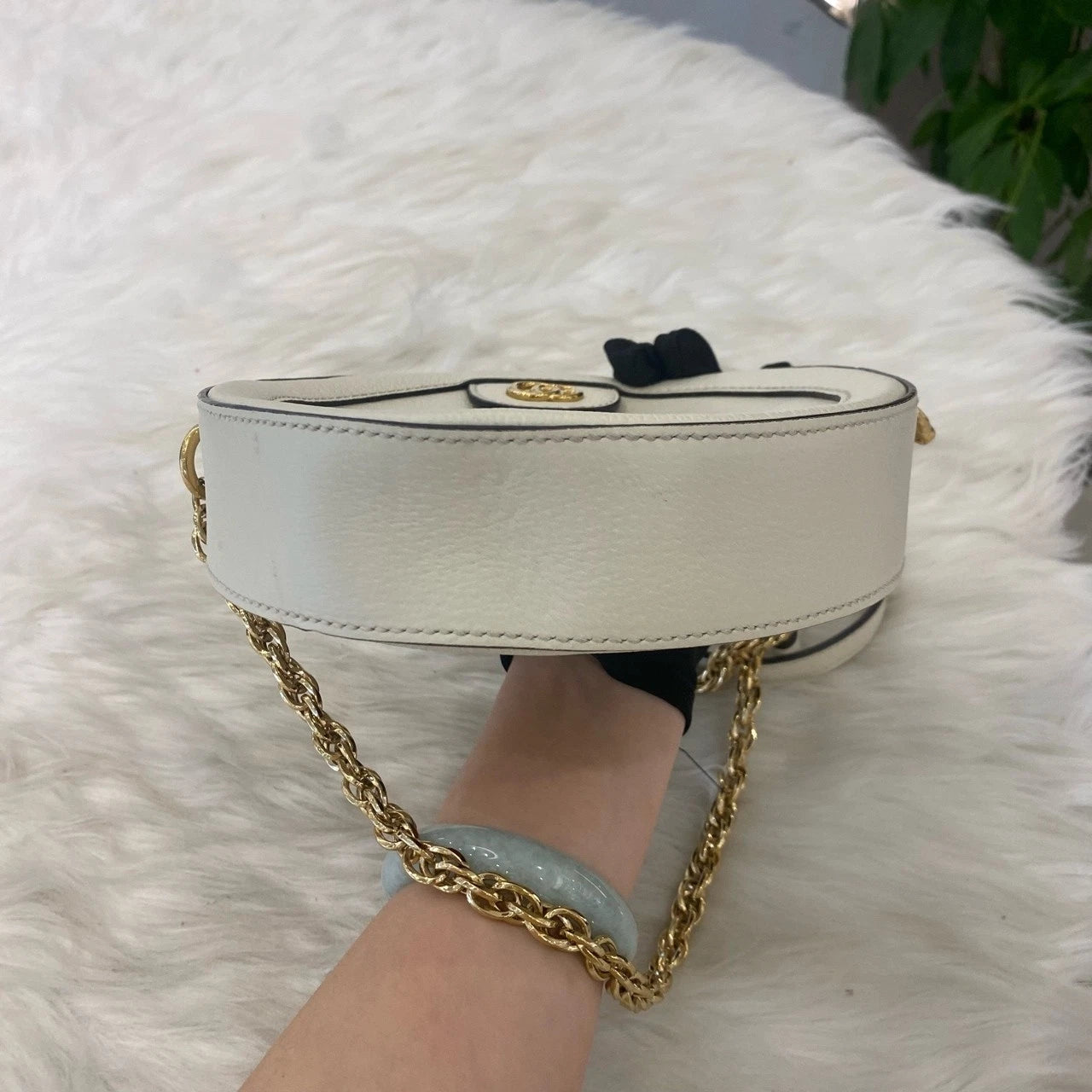 Gucci Marmont Gold White Shoulder Bag Chain Bag Excellent