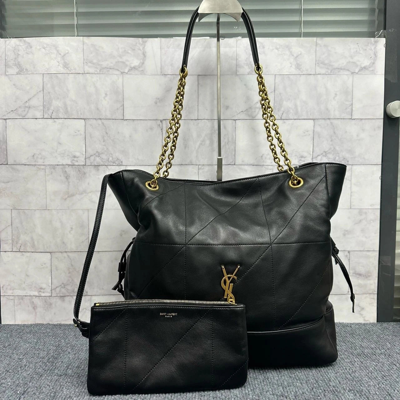 Saint Laurent Jamie 4.3 Medium Black Gold Bucket Bag For Women