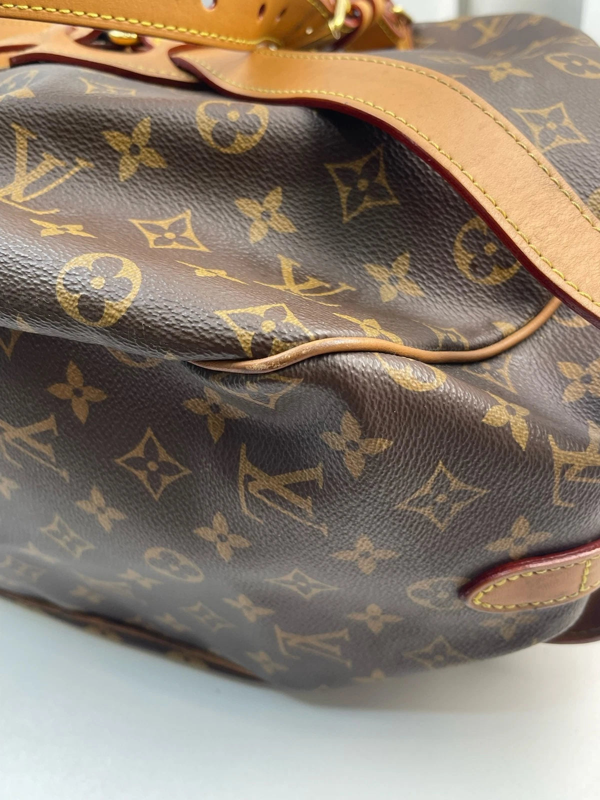 Louis Vuitton Runway Show Women's Shoulder Bag