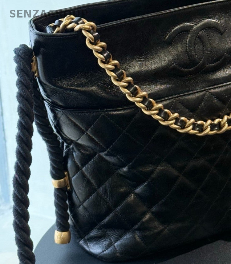 Chanel Hobo Diamond Pattern Chain Shoulder Bag Black Gold Used Women Classic