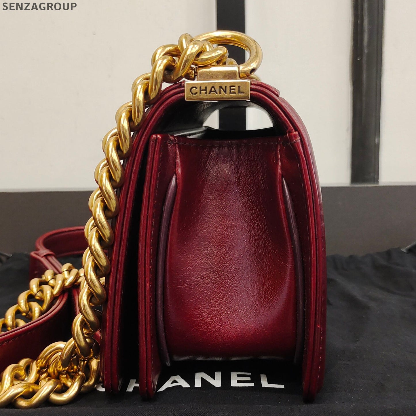 Chanel Le Boy Quilted Chain Shoulder Bag Red Gold Classic Fashion Women