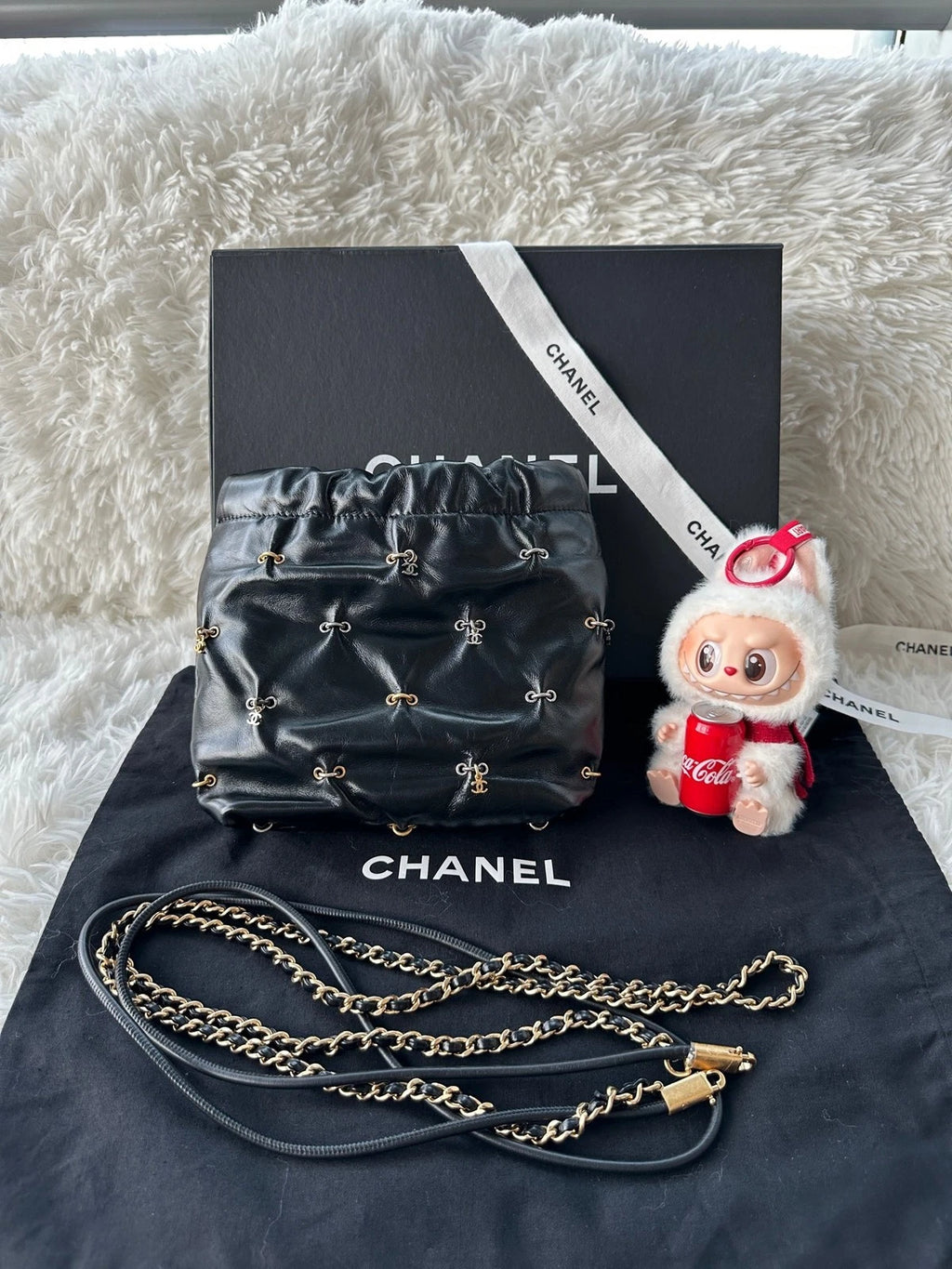 CHANEL 22Bag Mini Special Edition Black Tote Bag For Women