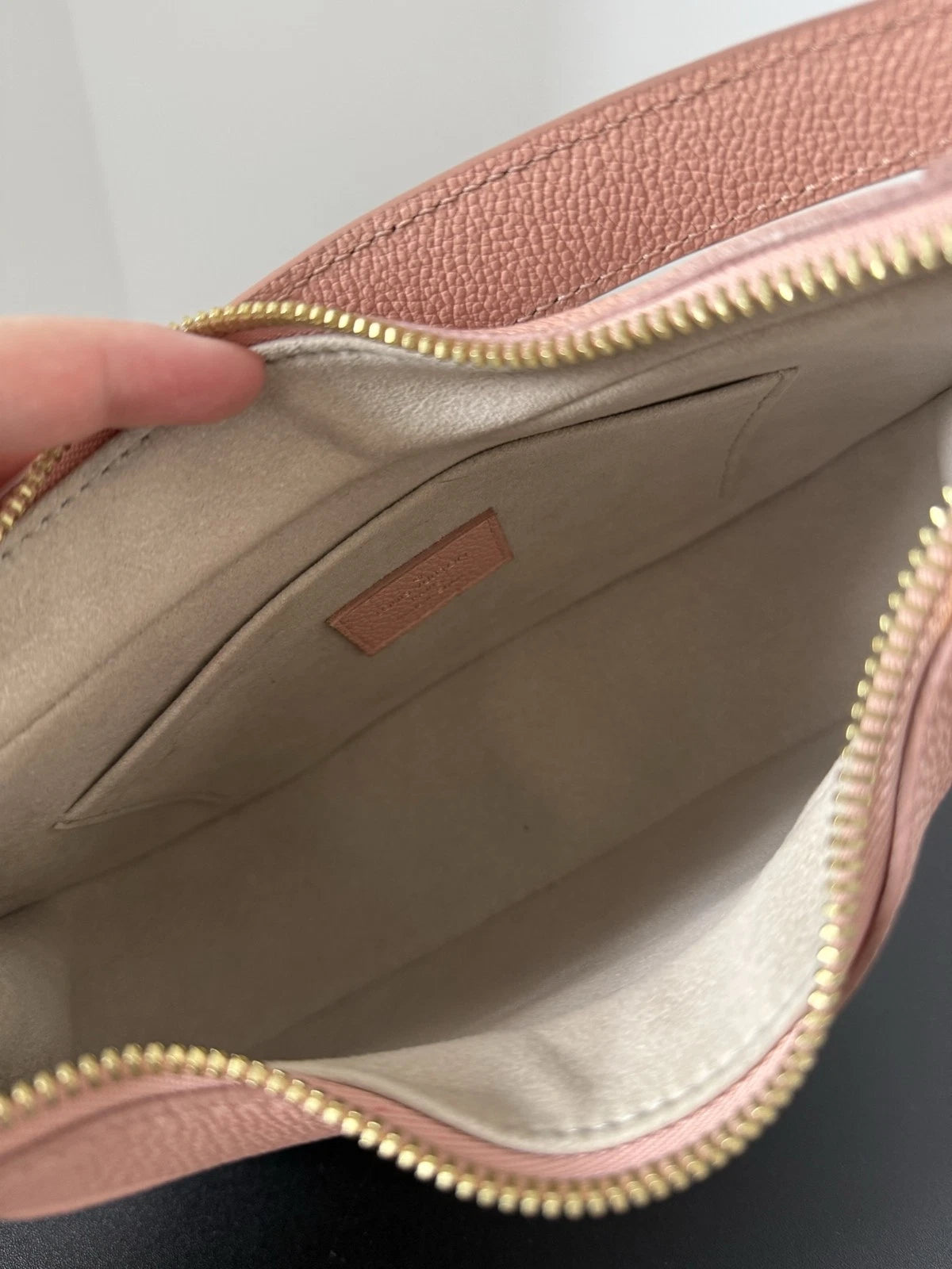 Louis Vuitton Boulogne Monogram Pink Crossbody Handbag Excellent