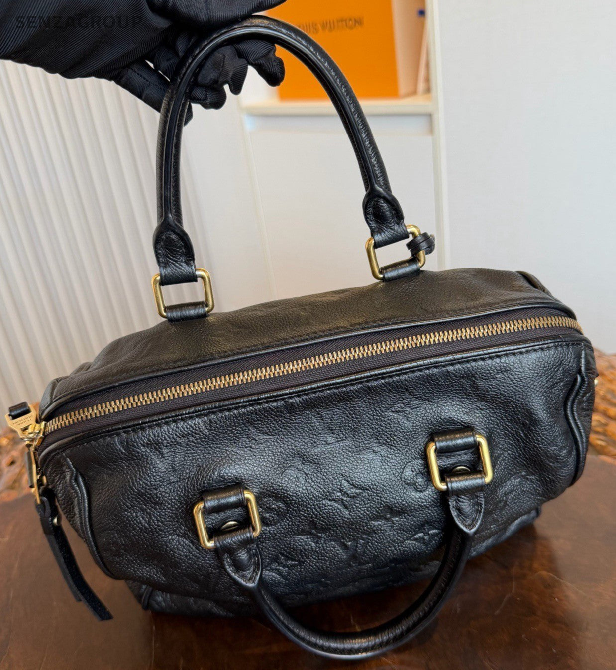 Louis Vuitton Speedy25 Monogram Top Handle Bag Black Gold Used Women Classic