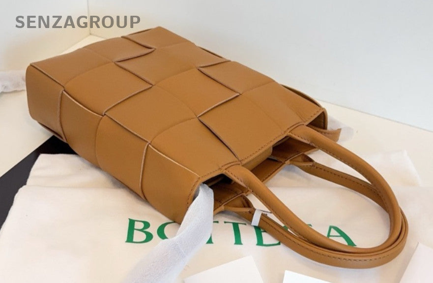 Bottega Veneta Cassette tote mini Top Handle bag caramel color Brand NEW