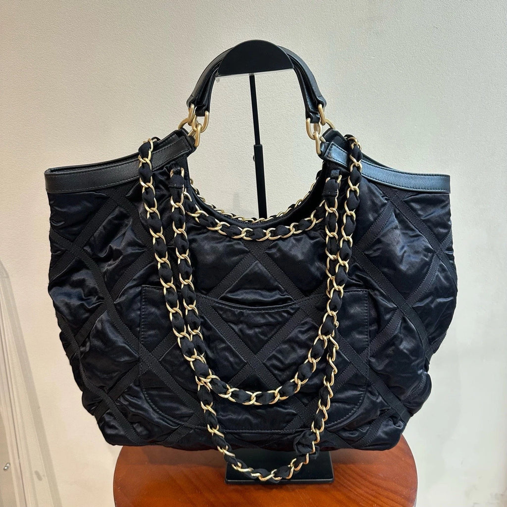 Excellent Chanel Maxi Tote Nylon Black Handbag Chain Shoulder Bag Chip Version