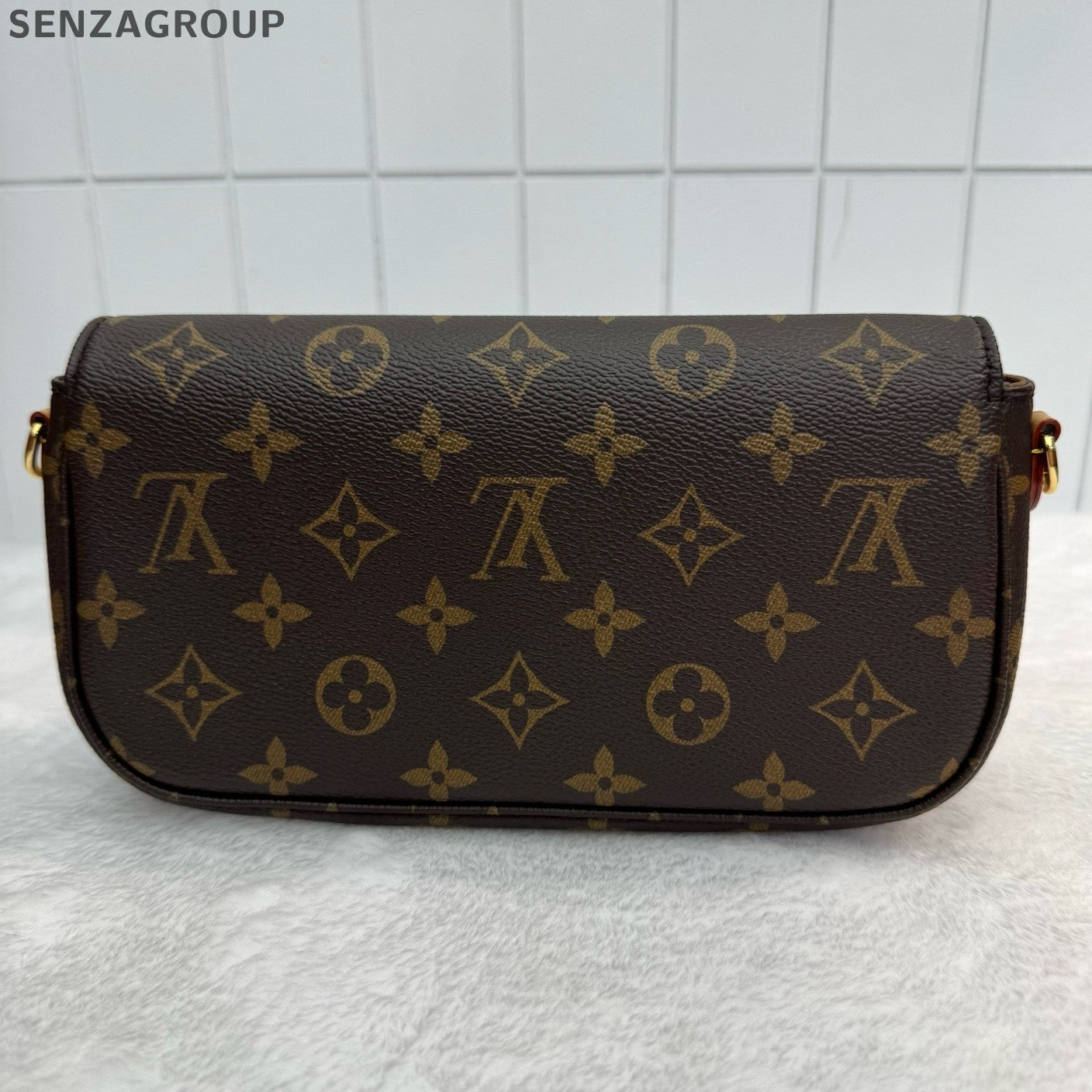 Louis Vuitton Monogram Ivy Chain Shoulder Bag Brown Classic Women's