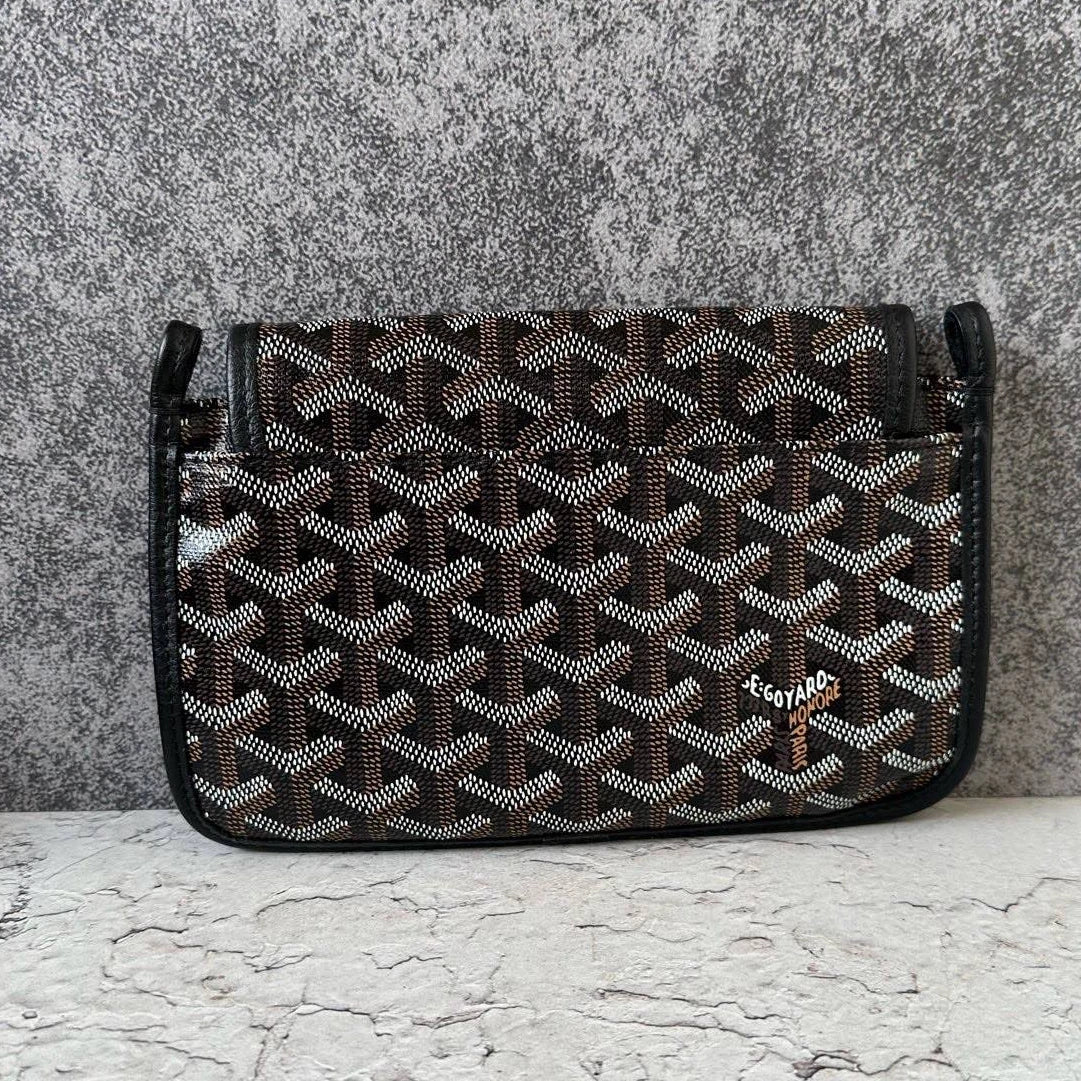 Excellent Goyard Plumet Y Monogram Canvas Clutch Crossbody Silver Hardware