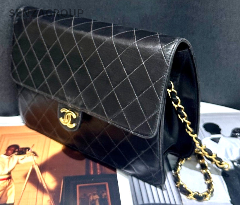 CHANEL Classic Flap Diamond pattern Vintage Shoulder bag Crossbody