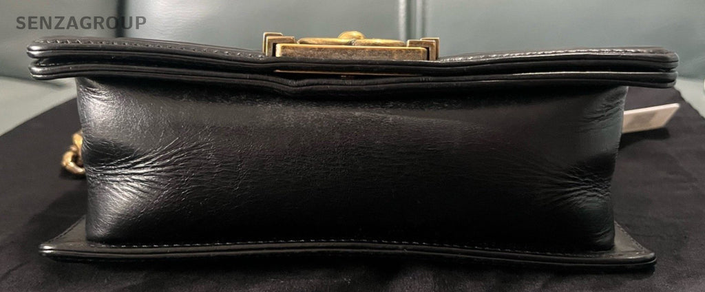 Chanel Calfskin Chain Shoulder Bag Crossbody Black Gold Used Women Classic
