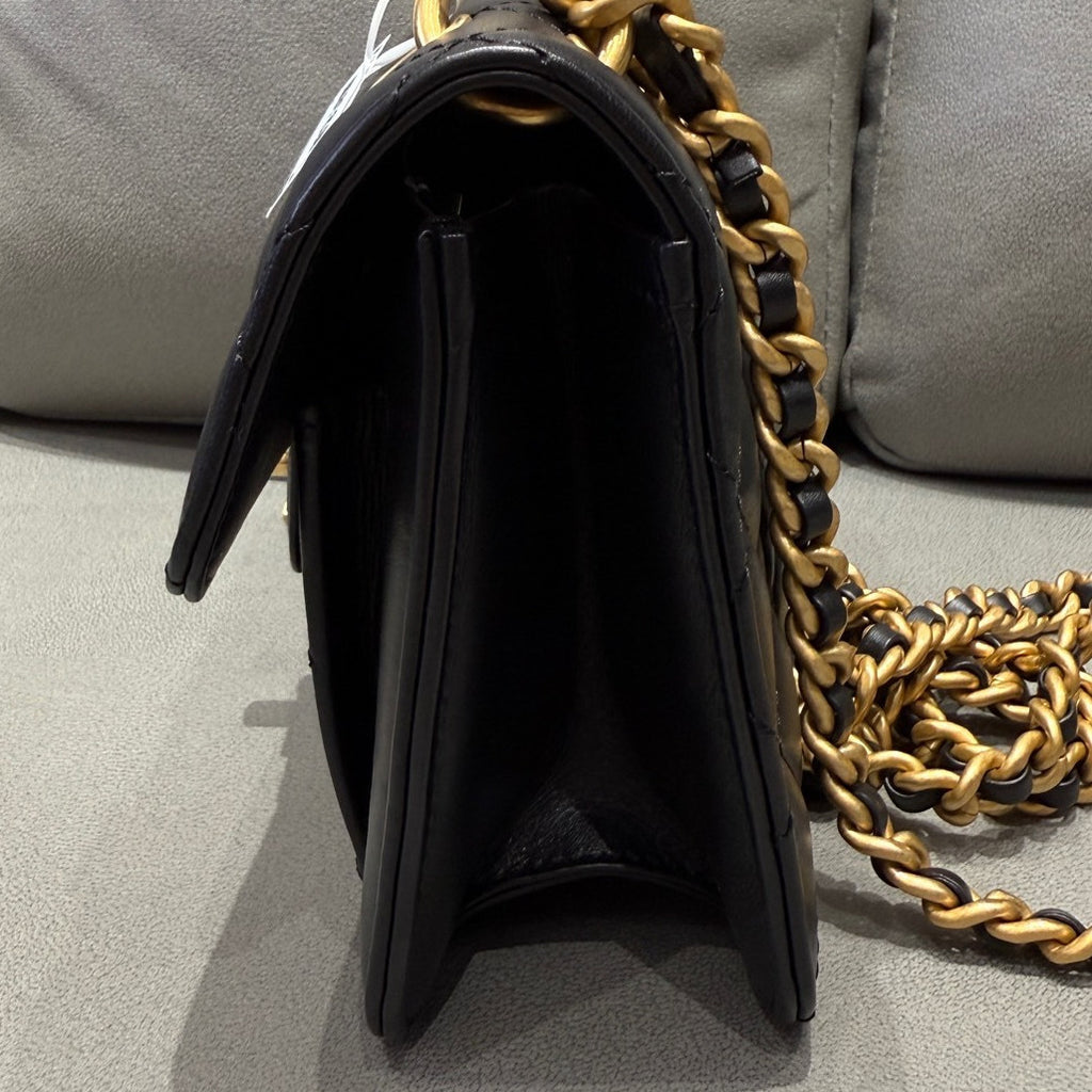 Chanel 23S Messenger Bag Black Quilted Gold Chain Crossbody Shoulder Bag