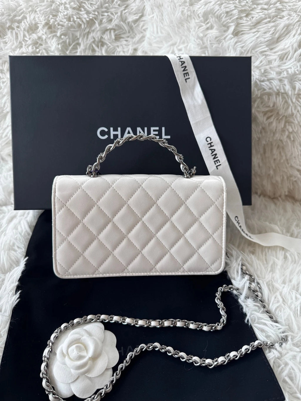 Chanel White Wrinkle Leather WOC Accordion Top Handle Bag For Women