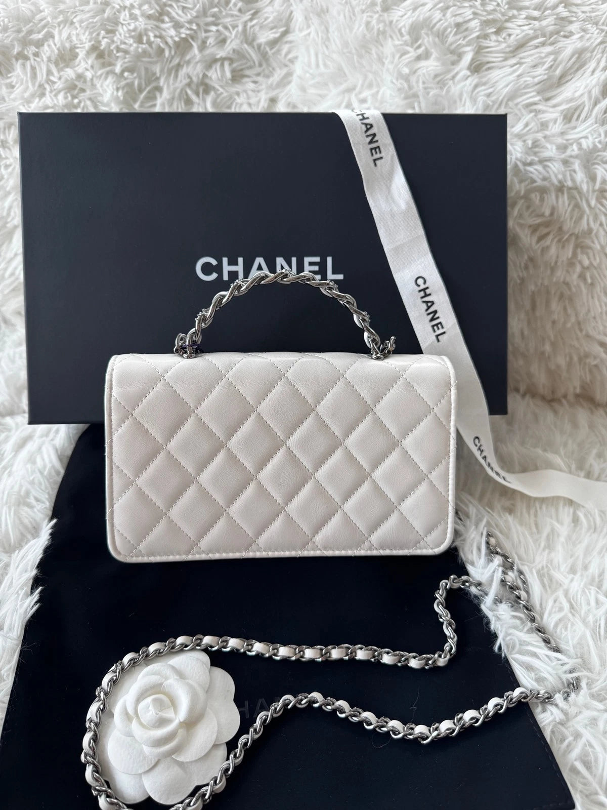 Chanel White Wrinkle Leather WOC Accordion Top Handle Bag For Women