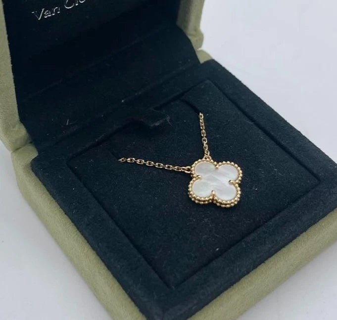 Van Cleef &amp; Arpels Vintage Alhambra Necklace White Mother of Pearl 18K Gold