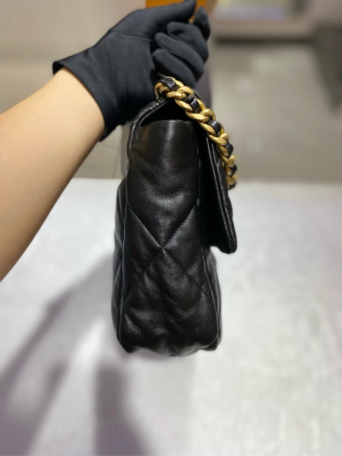 CHANEL Black 19Bag Medium Shoulder Crossbody Handbag For Women