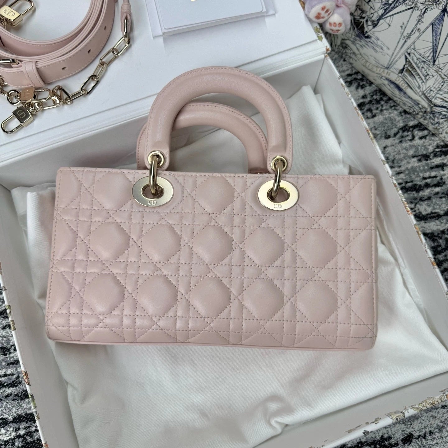 Dior Lady Dior Pink Shoulder Bag Excellent