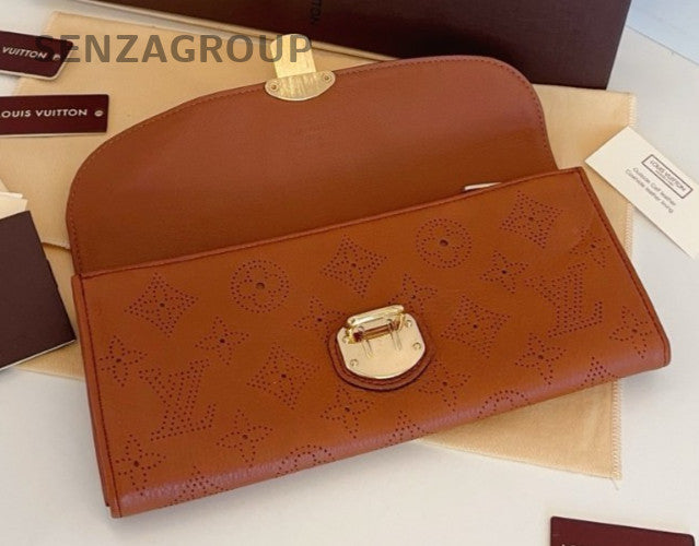 Louis Vuitton caramel color Long Wallet Leather Almost Brand NEW FULL SET