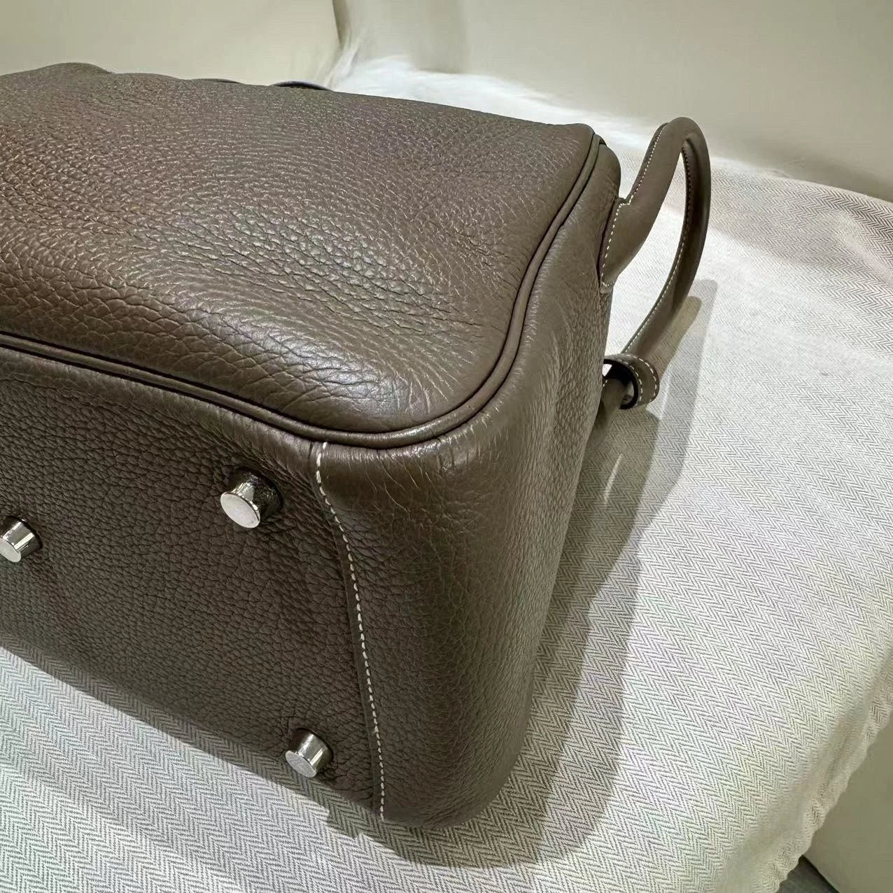 Hermes Lindy26 Grey Silver Hardware Leather Handbag For Women