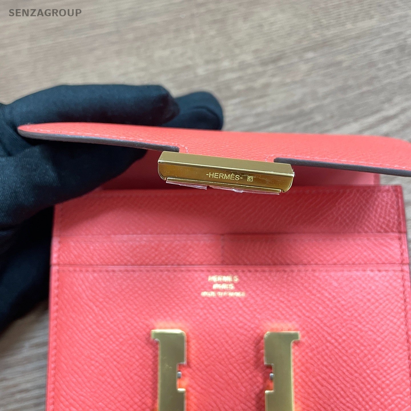 Hermès Epsom Leather Short Wallet Clutch Pink Women