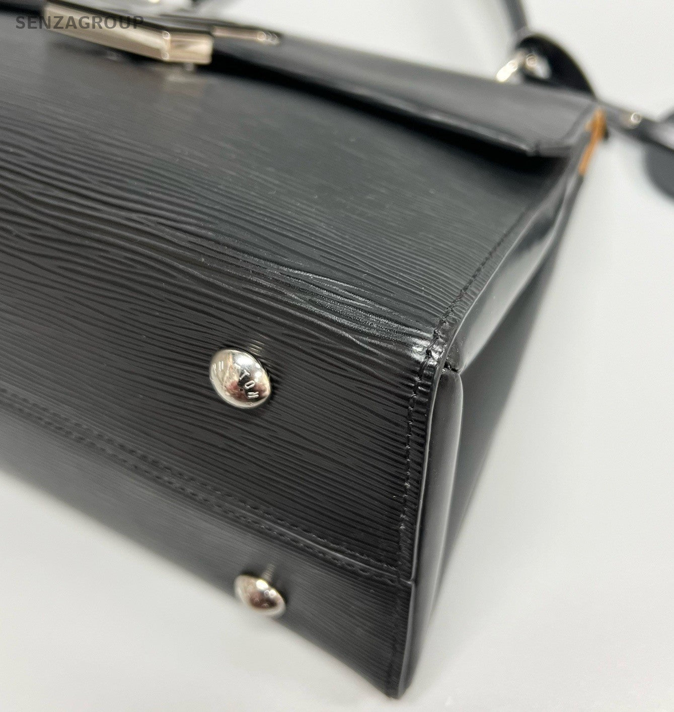 Louis Vuitton Grenelle MM Epi Top Handle Bag Crossbody Black Silver Women