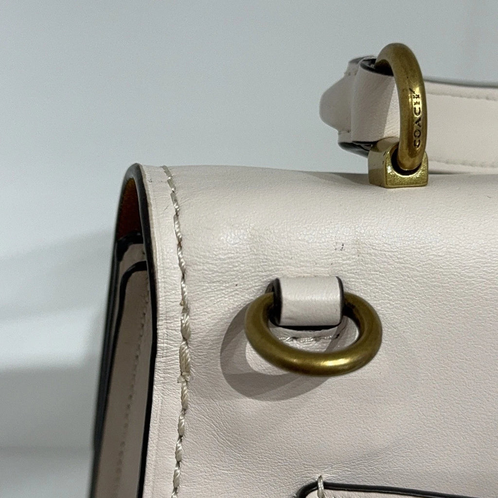 Coach White Leather 23cm Women's Handbag Shoulder Crossbody Bag