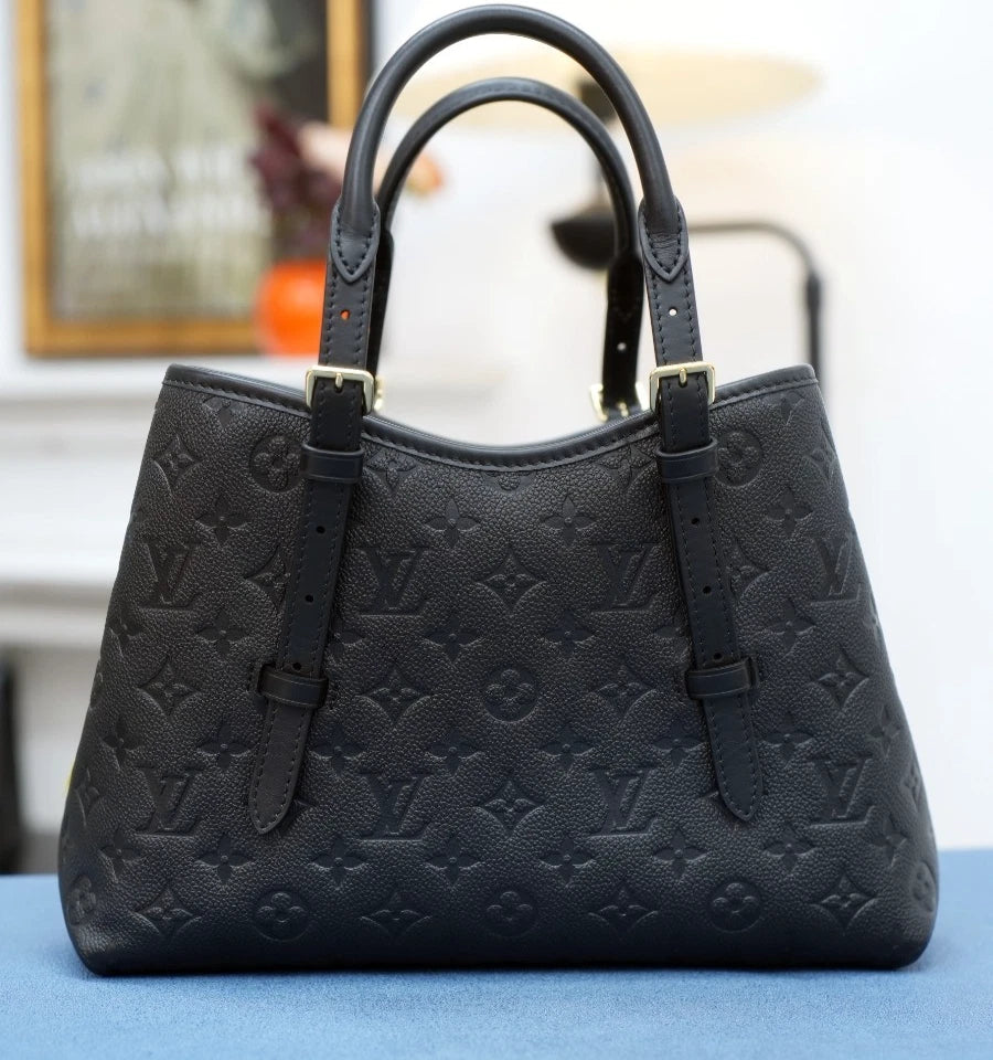 Louis Vuitton Monogram Empreinte Excellent