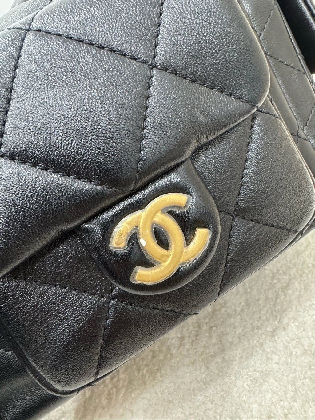 CHANEL Black Lambskin Hobo Shoulder Bag for Women
