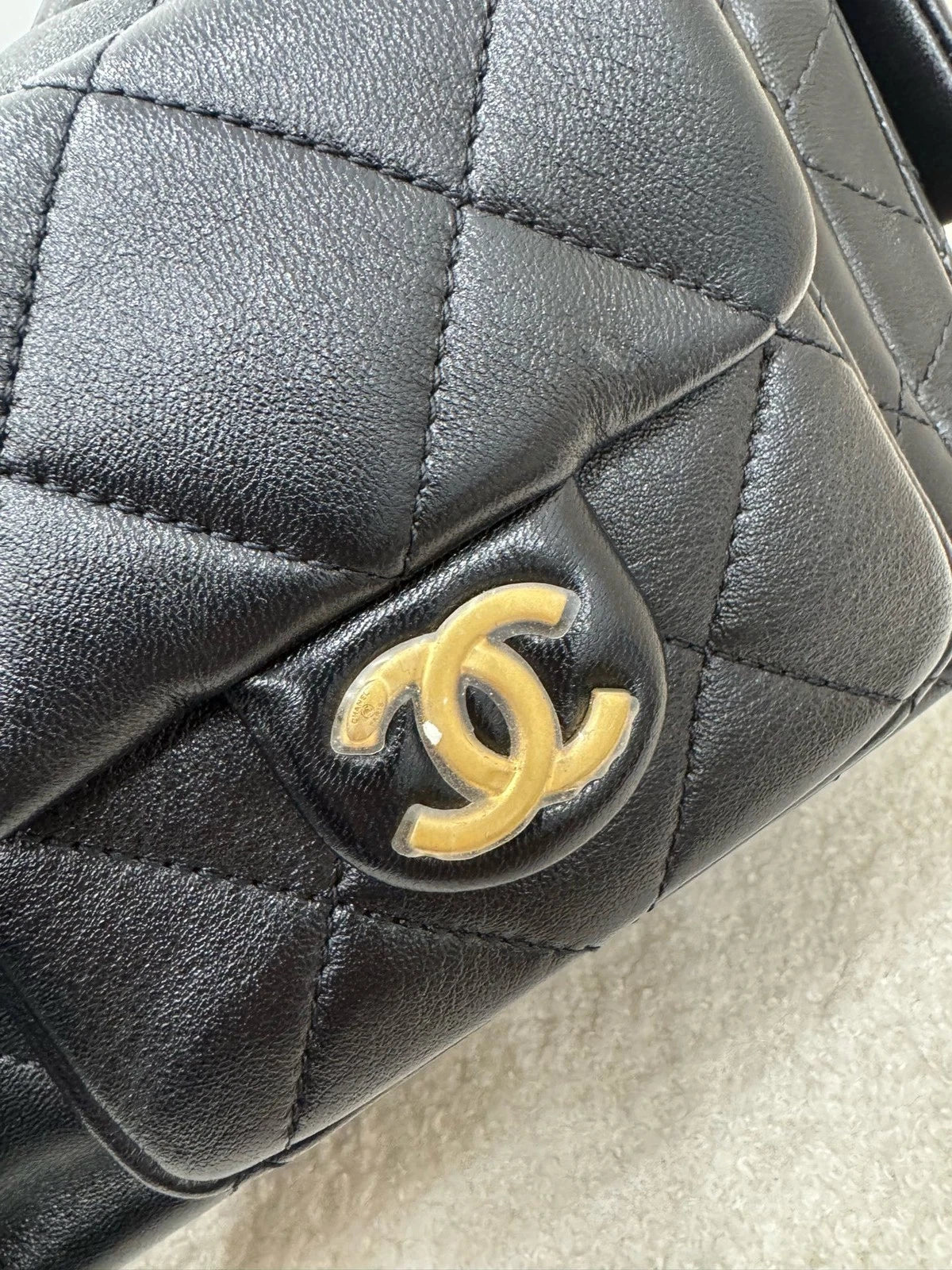 CHANEL Black Lambskin Hobo Shoulder Bag for Women