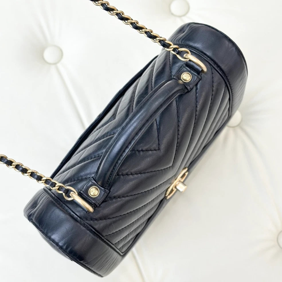 Chanel Calfskin Chevron Chain Crossbody Top Handle Bag Black Gold Women S