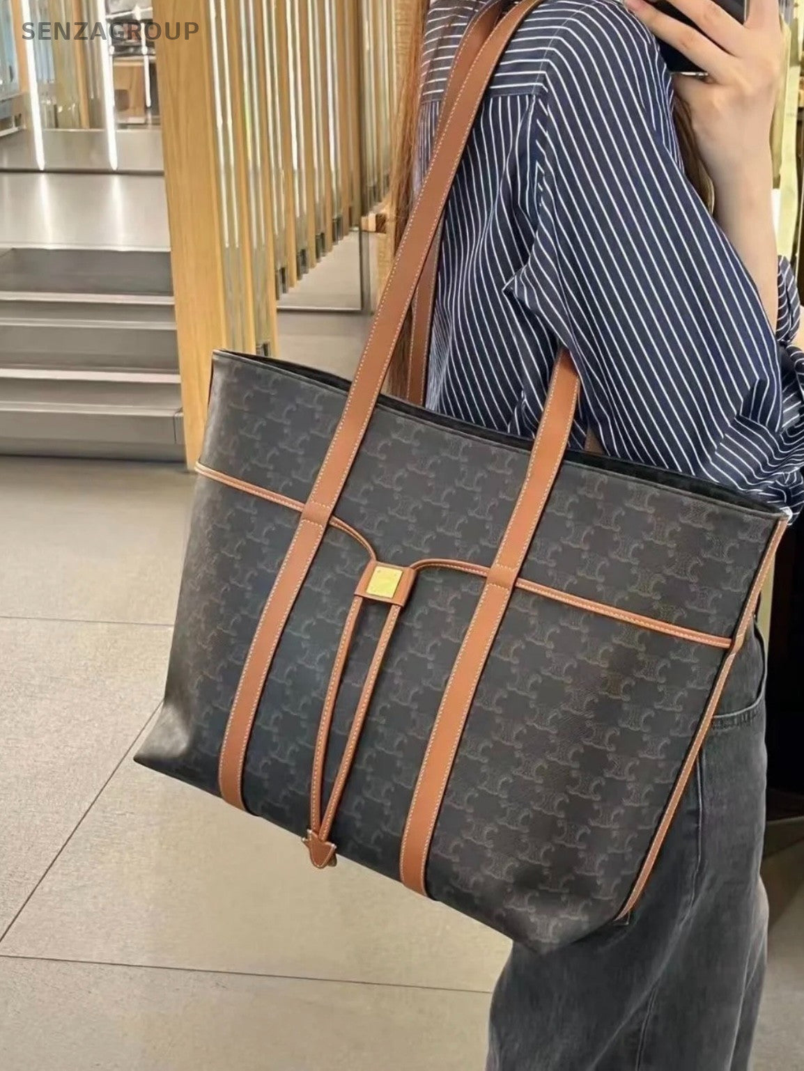 CELINE Arc de Triomphe Cabas Tote Shoulder bag Women Brown