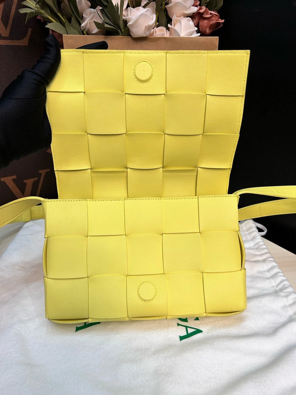 Excellent Bottega Veneta Cassette Calfskin 2Way Yellow Shoulder Bag Crossbody