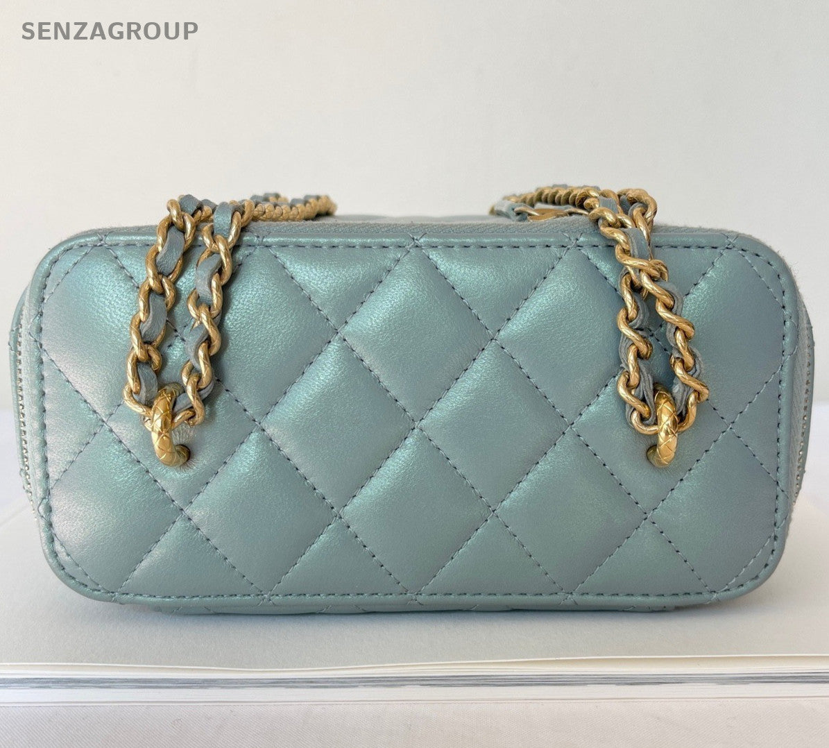 Chanel Lambskin Chain Diamond Crossbody Green Gold Used Women Classic Fashion