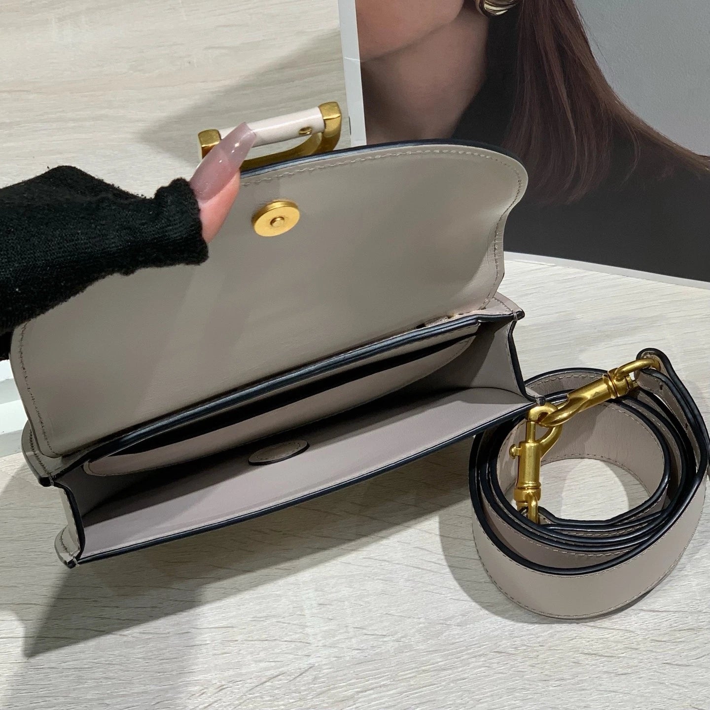 Chloe Marcie Smooth Leather Half Moon Saddle Bag For Women