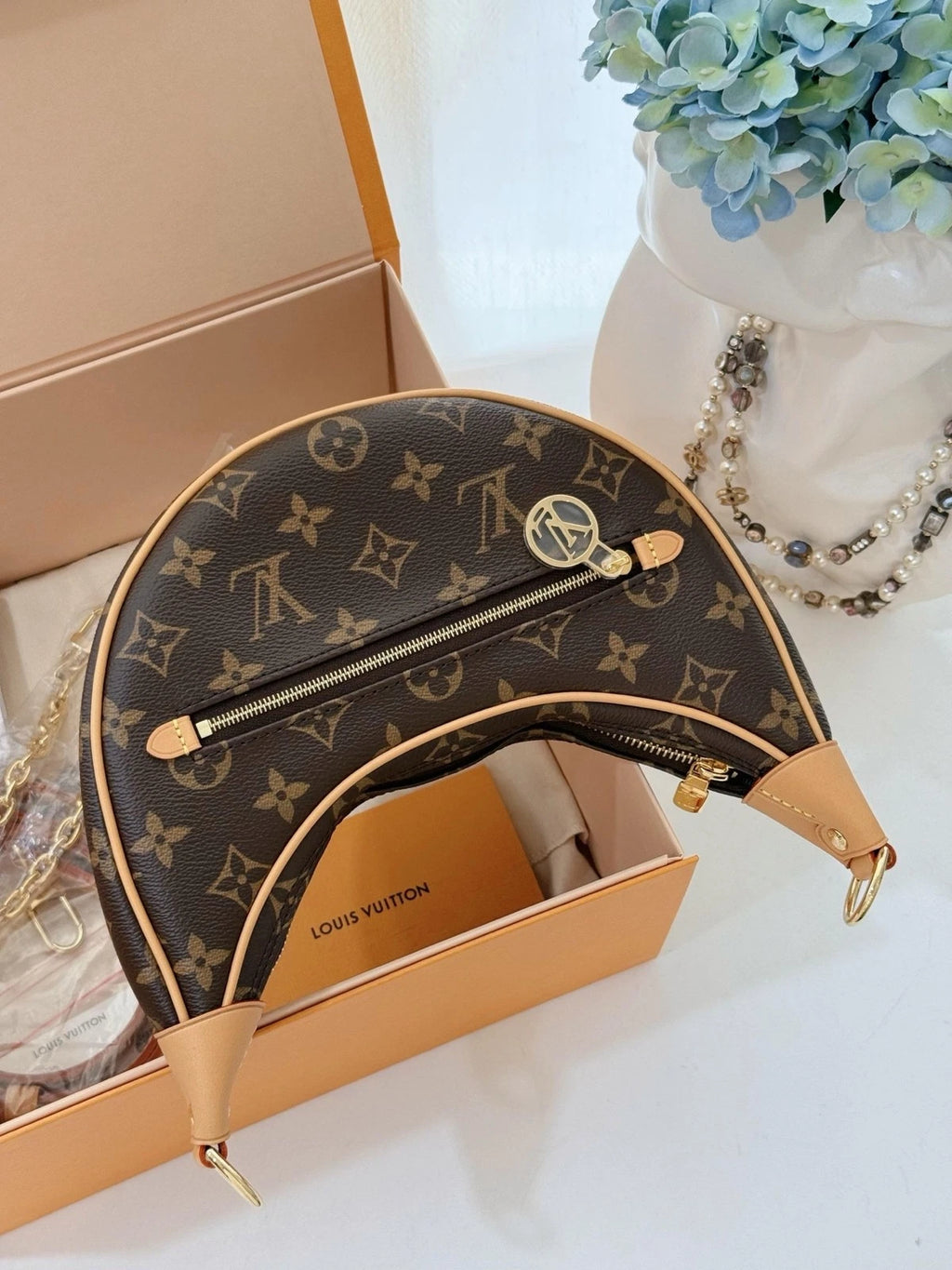 New Louis Vuitton Loop Monogram Canvas Shoulder Bag Crossbody