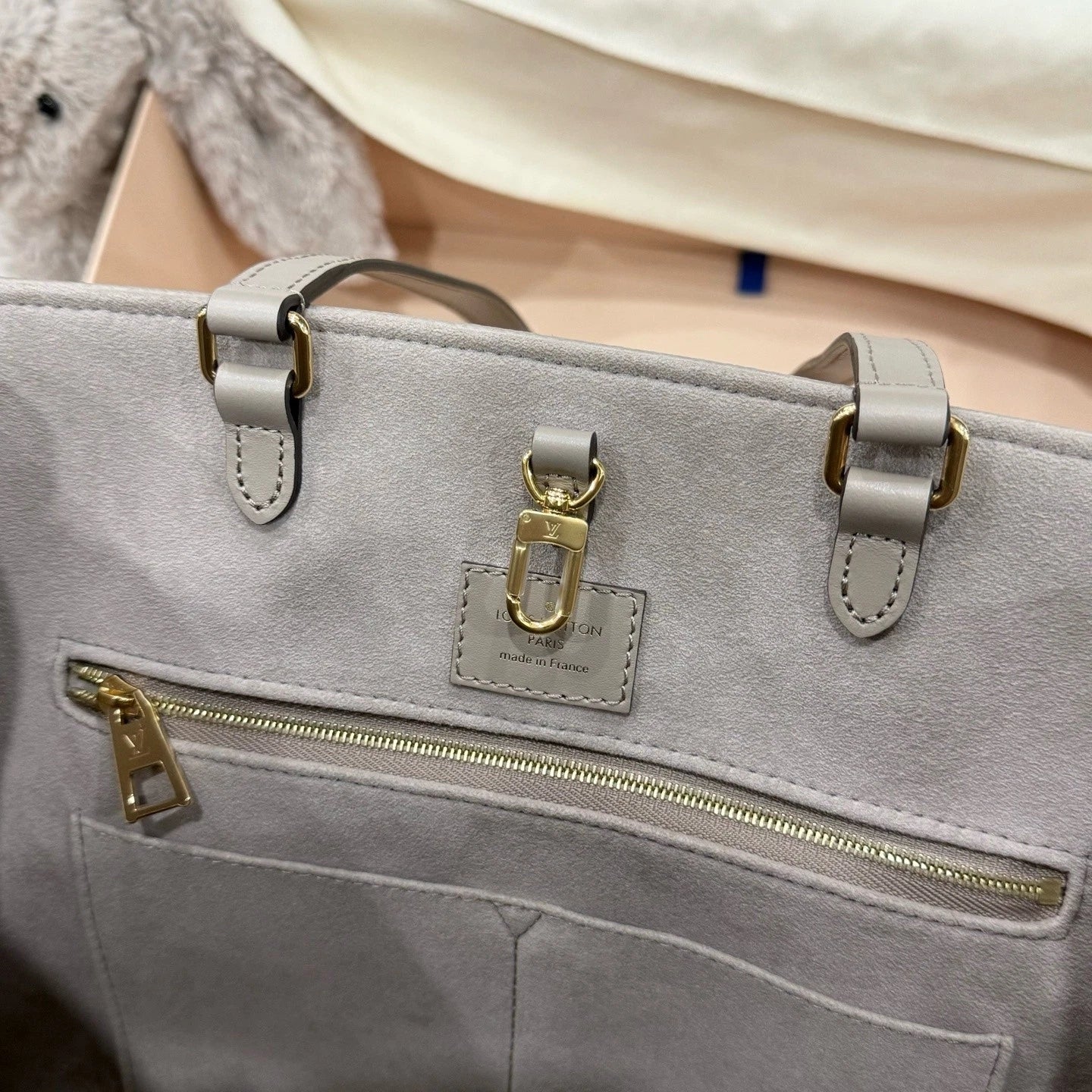 New Louis Vuitton OnTheGo Medium Tote Bag For Women Grey