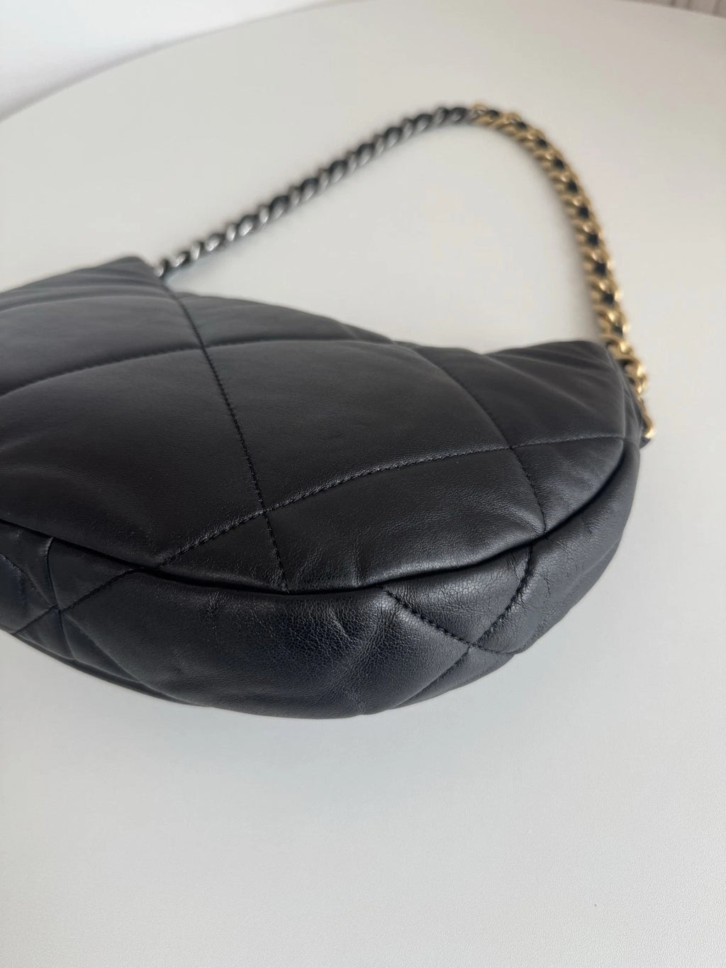 Chanel 19Bag Hobo Black Chain Handbag Shoulder Bag Gold Hardware Diamond