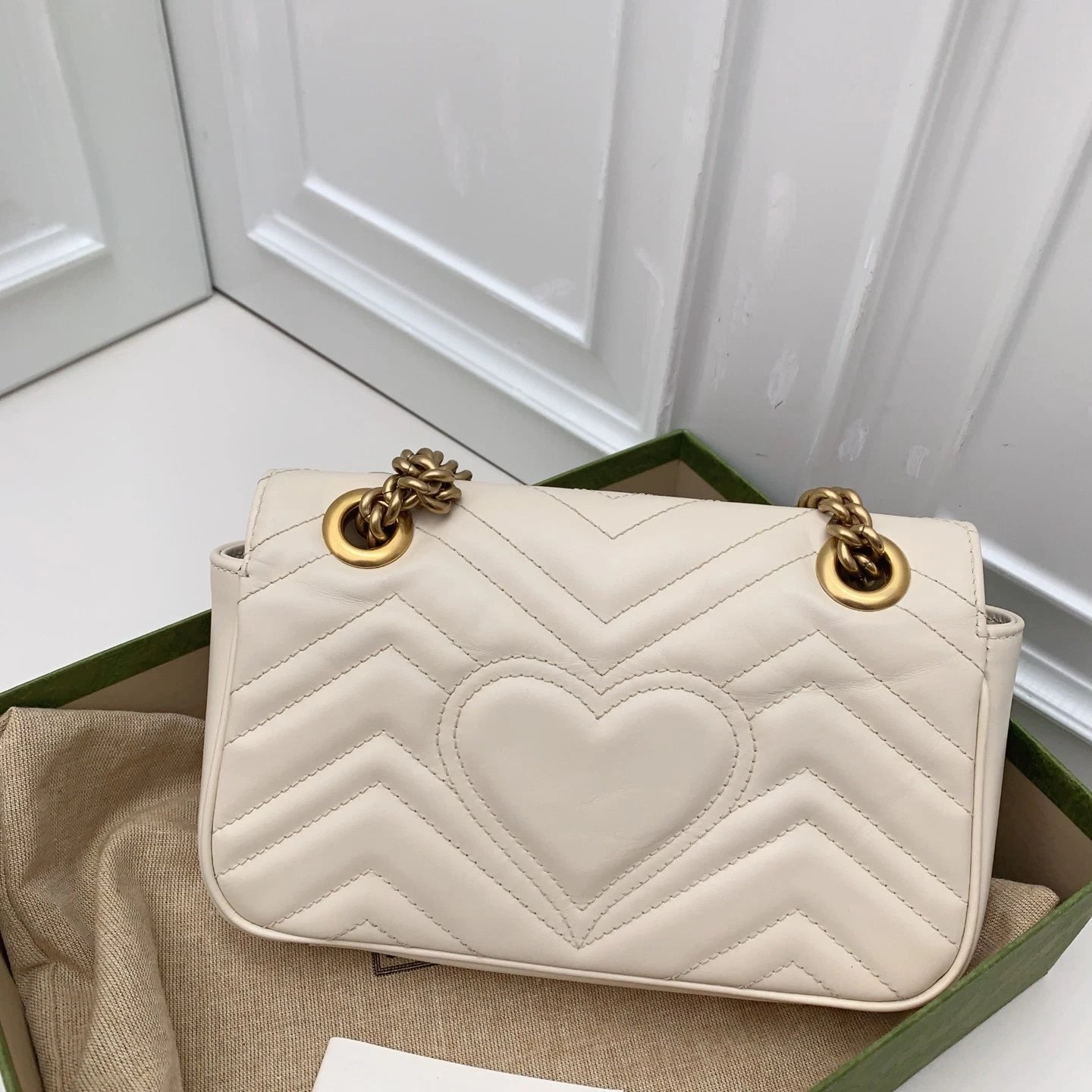 Gucci Marmont22 Chain Shoulder Bag Crossbody White Gold Women Classic